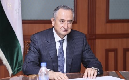 ТАЪИНОТИ КАДРӢ ДАР ХАТЛОН