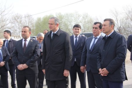 ҲАМАДОНӢ: ИФТИТОҲИ 3,5 КМ РОҲИ АҲАМИЯТИ МАҲАЛЛИДОШТА