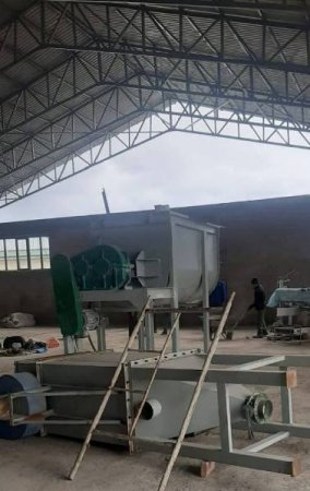 ЛЕВАКАНТ. КОРХОНАИ ИСТЕҲСОЛИ ХИШТ БУНЁД МЕШАВАД